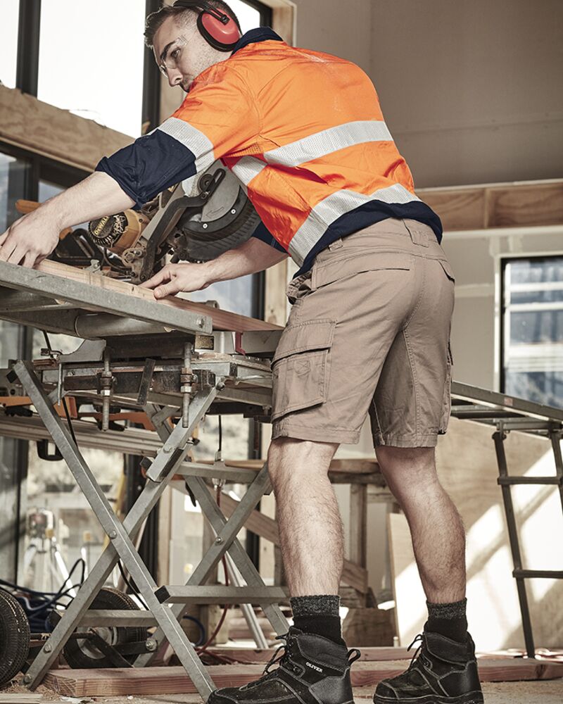 Mens Streetworx Curved Cargo Short Thumbnail